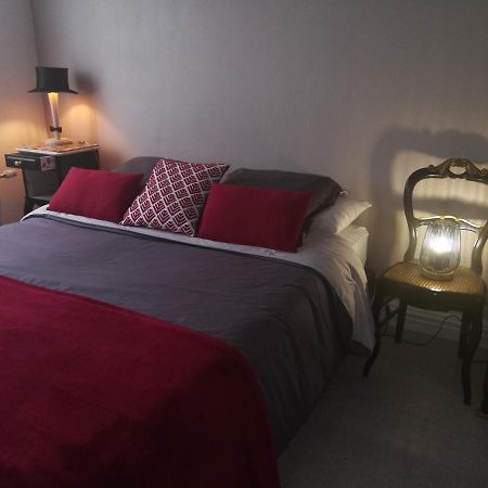 Bed and Breakfast Le Coq En Pate Ромії-сюр-Сен Екстер'єр фото